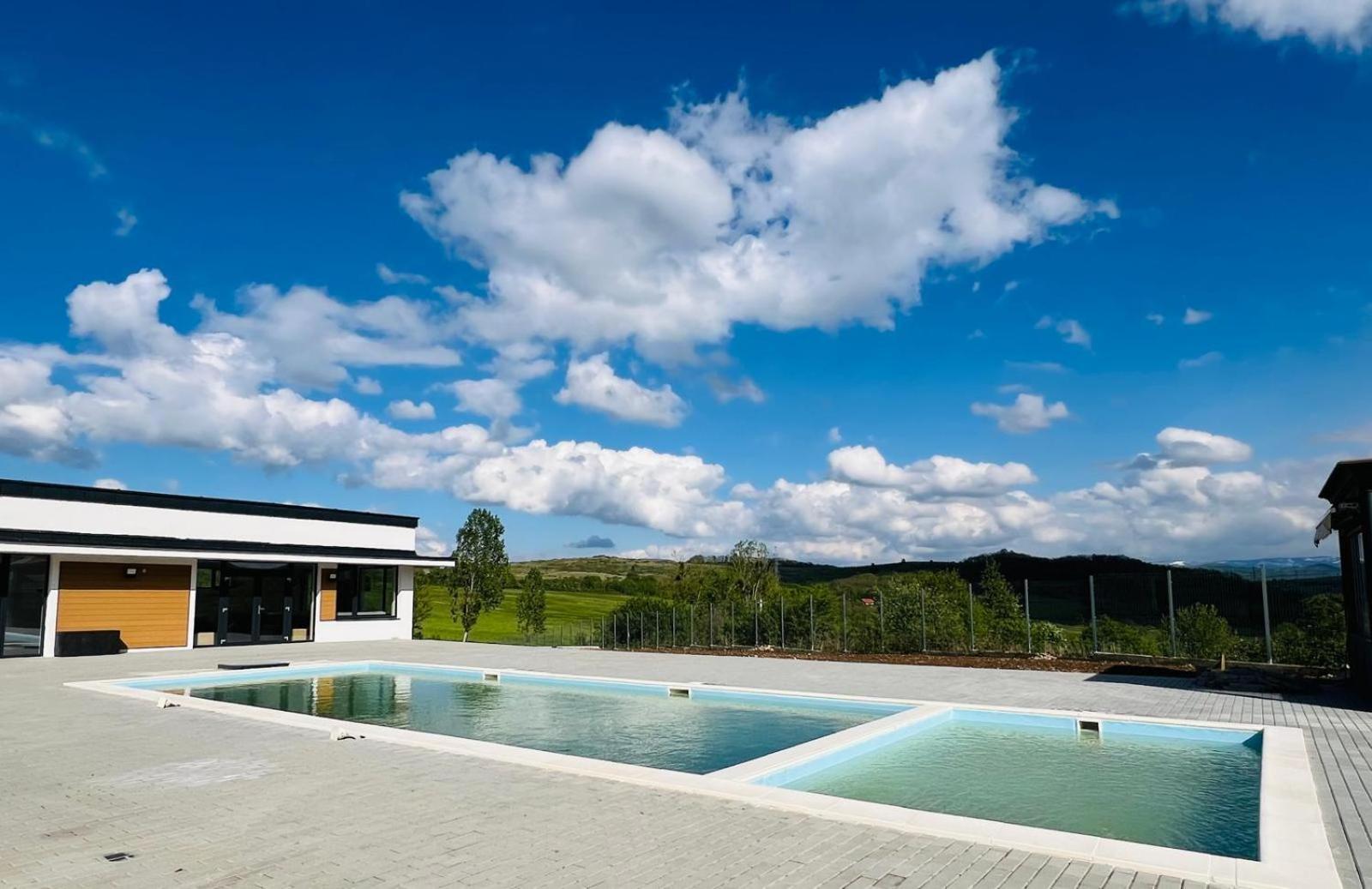 Villa Review Resort&spa